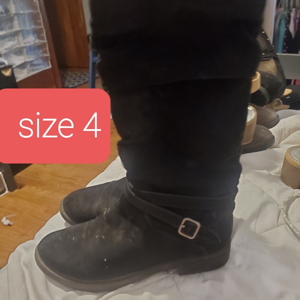 Riding boots
